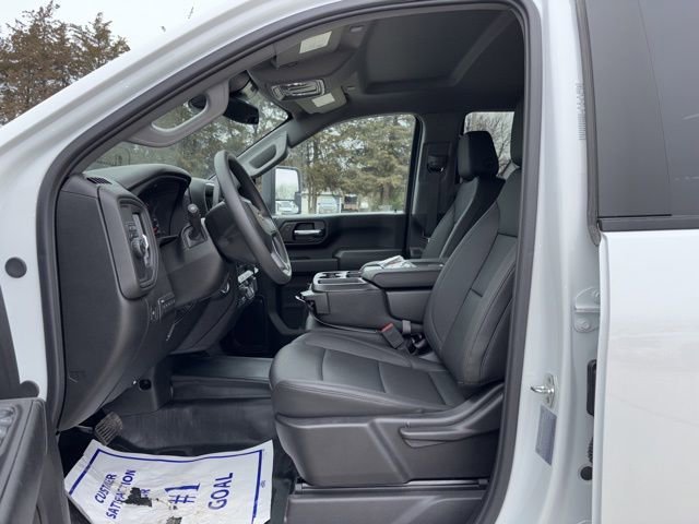 2025 Chevrolet Silverado 3500 HD Work Truck - Photo 8