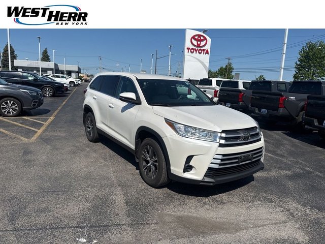 2019 Toyota Highlander LE