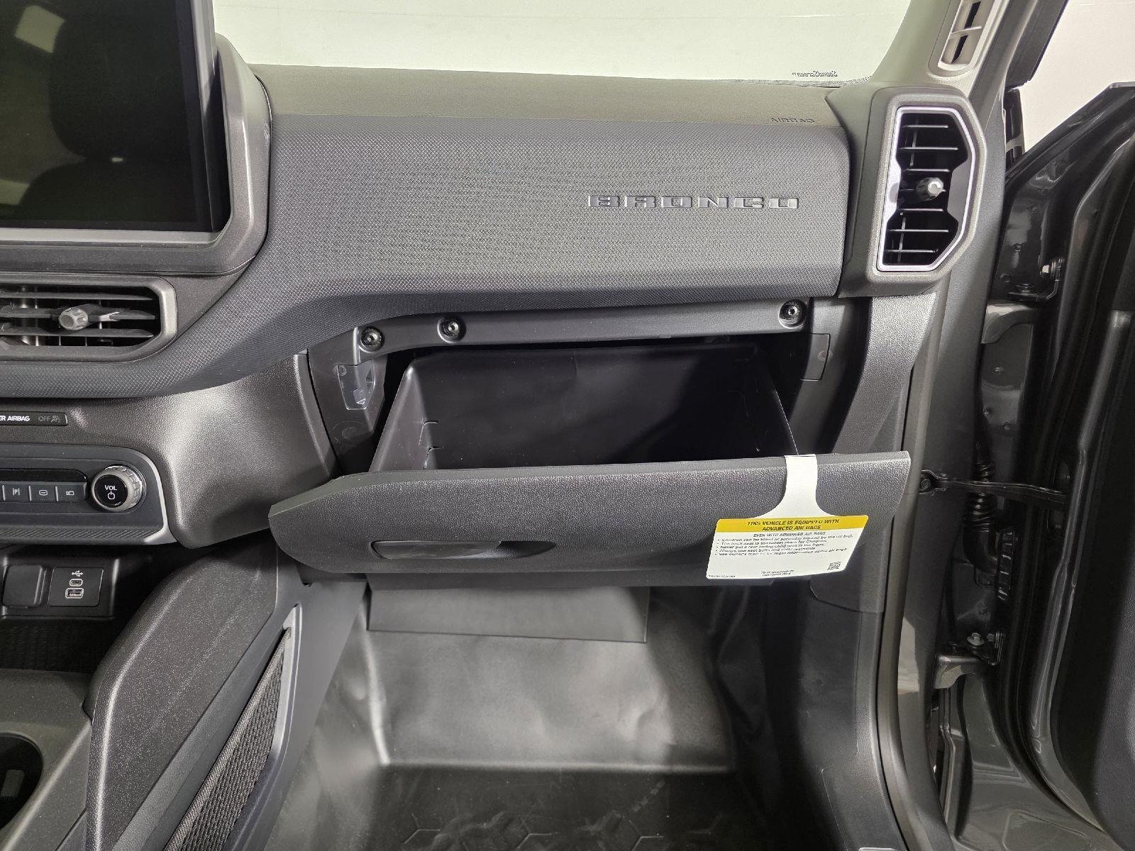 Used 2026 Carbonized Gray Metallic Ford Badlands image 26