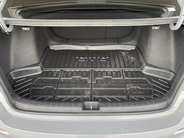 Used 2025 Urban Gray Pearl Honda  image 17