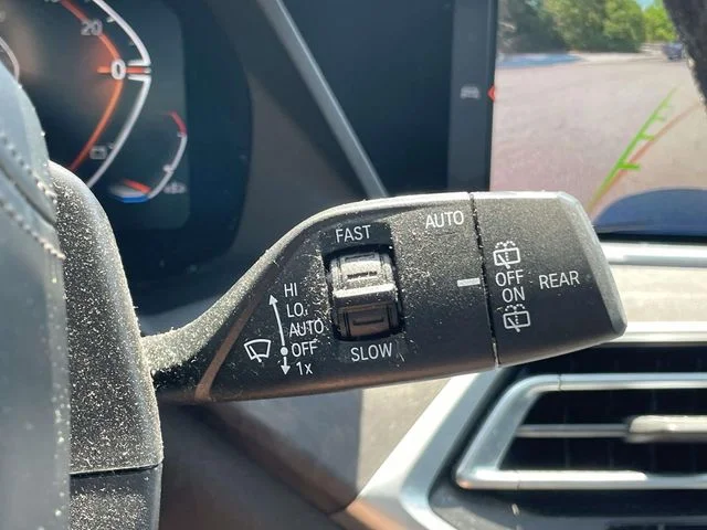 Used 2023 Gray BMW sDrive40i image 25