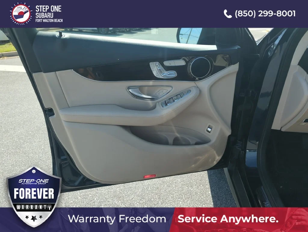 Used 2016  Mercedes-Benz GLC 300 image 18