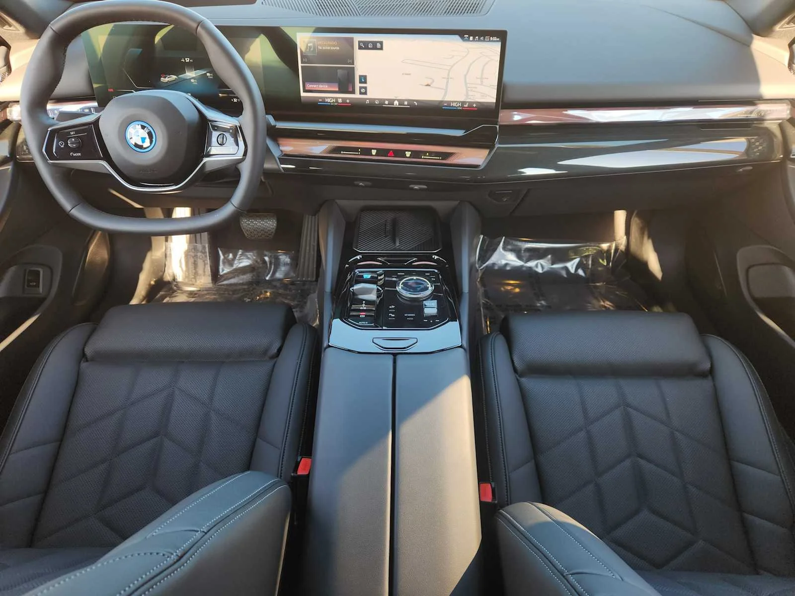 Used 2026 Mineral White Metallic BMW eDrive40 image 19