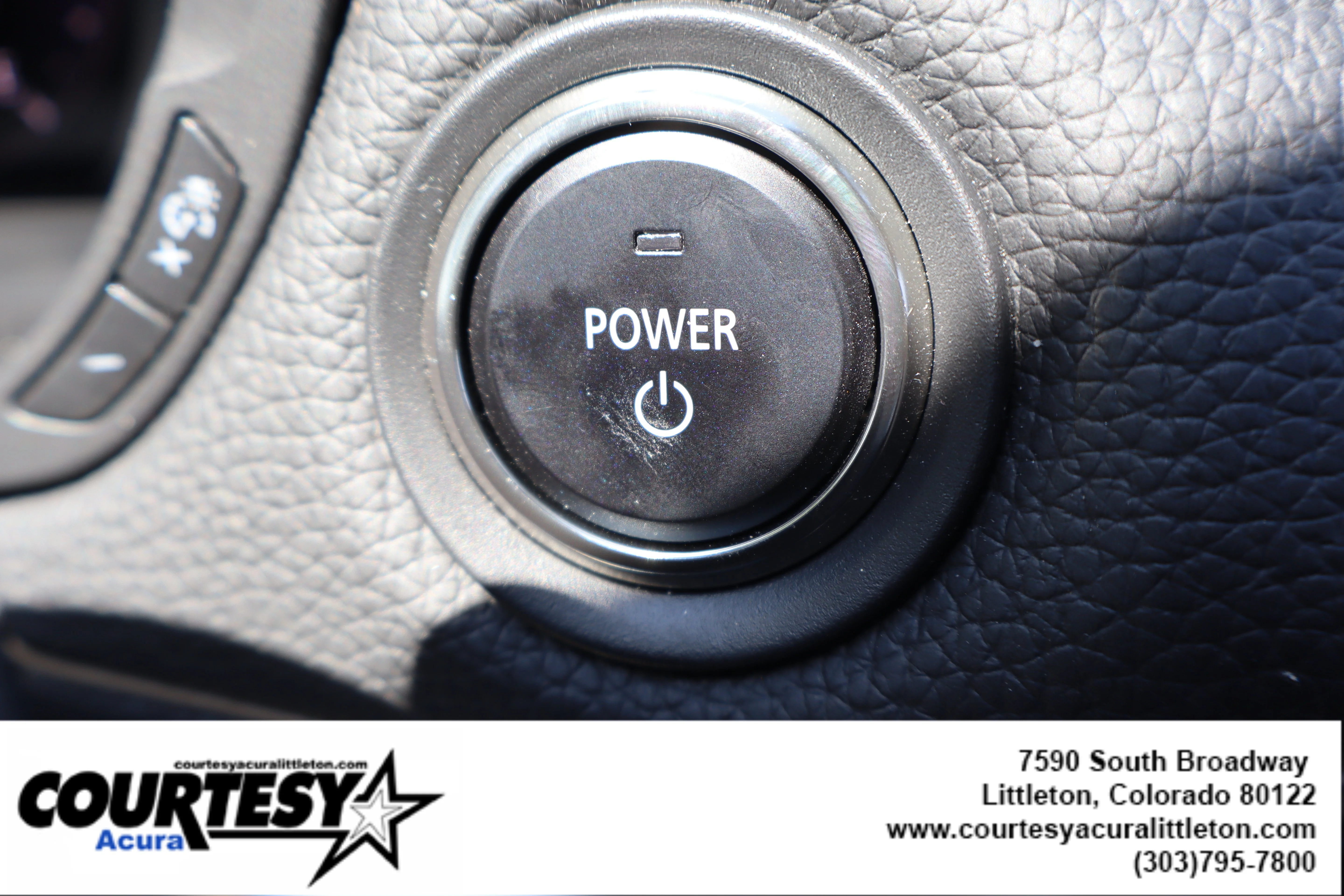 Used 2024 Platinum Quartz Mazda Preferred image 15