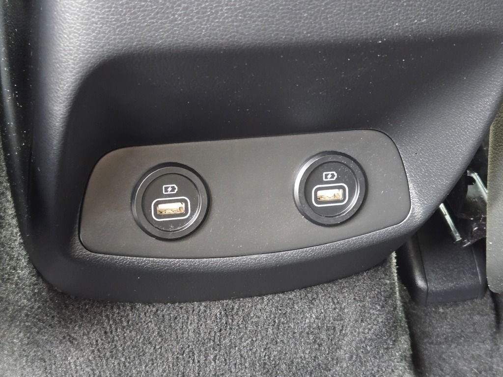 Used 2023 Gray Hyundai SEL image 17