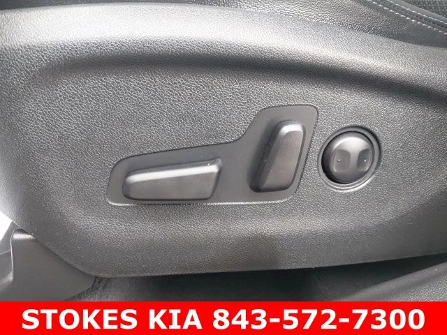 Used 2020 Silver Kia EX image 21
