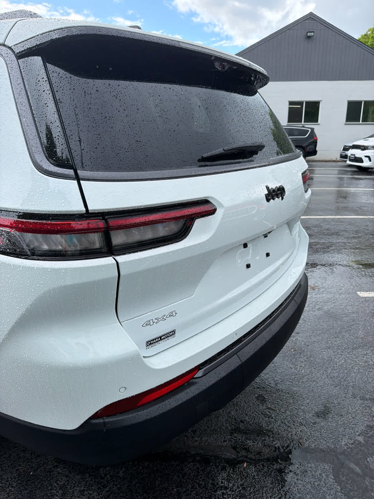 New 2026 Bright White Clearcoat Jeep 85th Anniversary Edition image 16