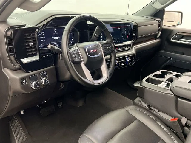 2025 GMC Sierra 1500 SLT - Photo 7