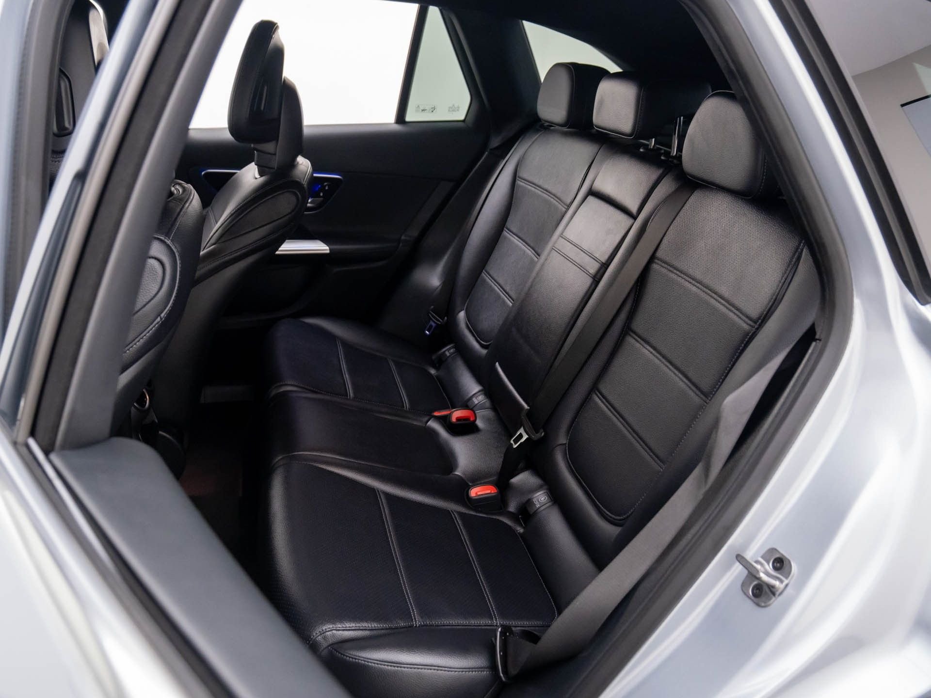 Used 2026 Silver Mercedes-Benz GLC 300 image 15