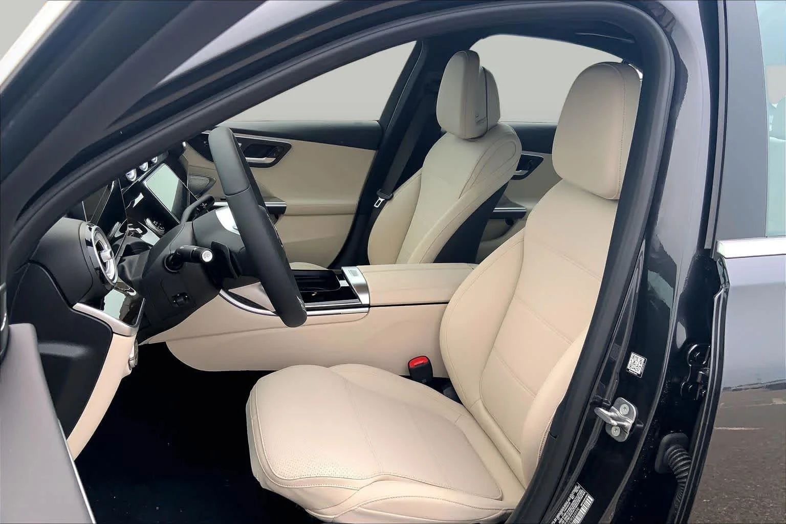 New 2026 Graphite Grey Metallic Mercedes-Benz C 300 image 14