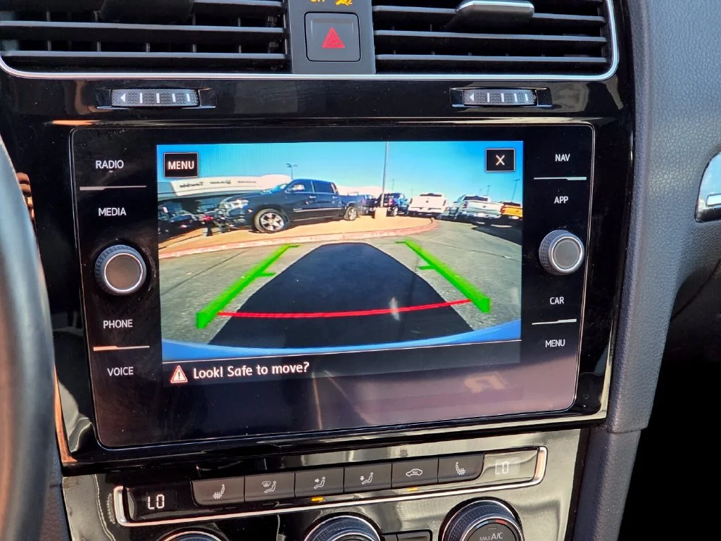 Used 2019  Volkswagen DCC & Navigation 4Motion image 29