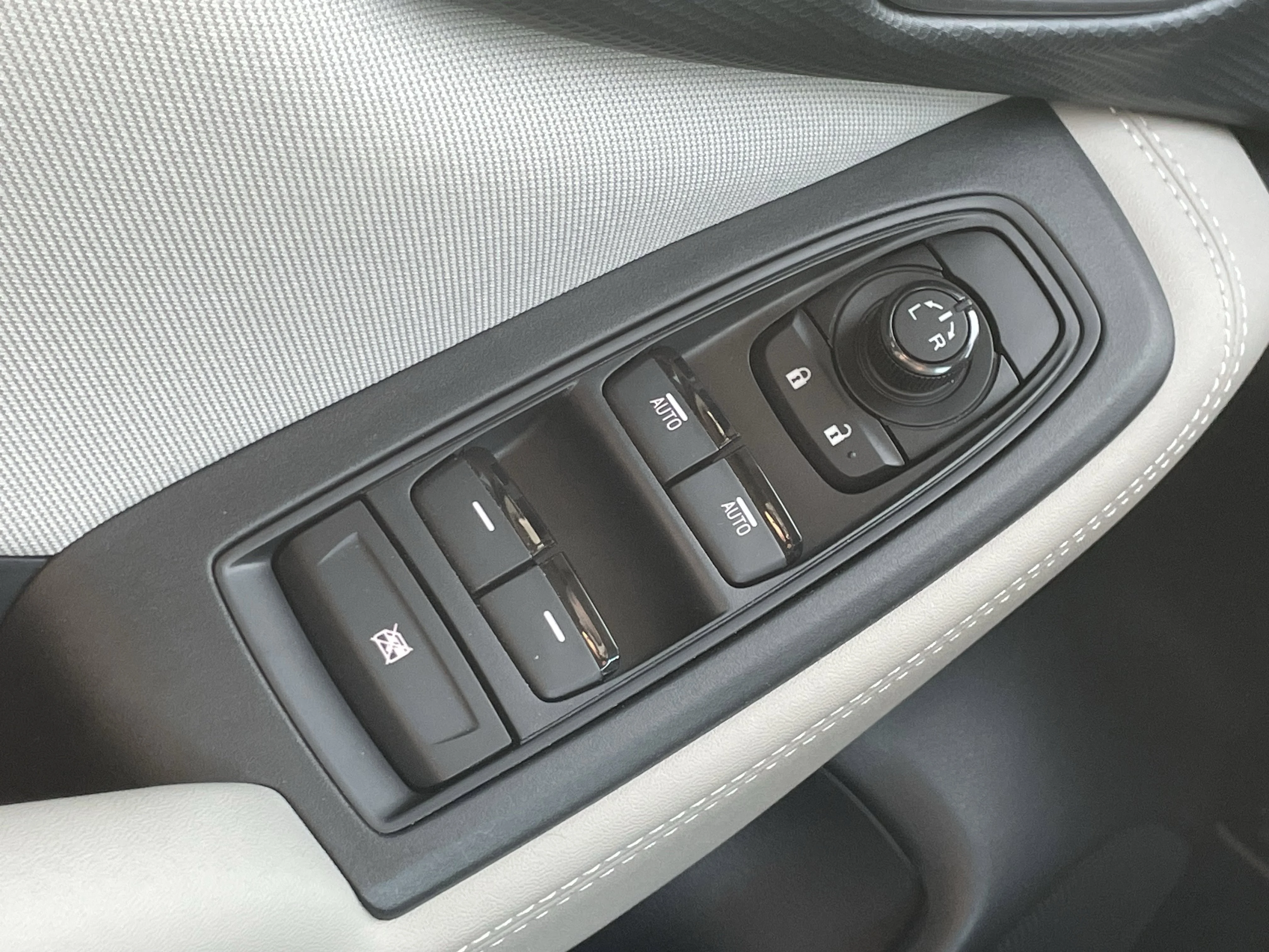 Used 2024 Magnetite Gray Metallic Subaru Premium image 16