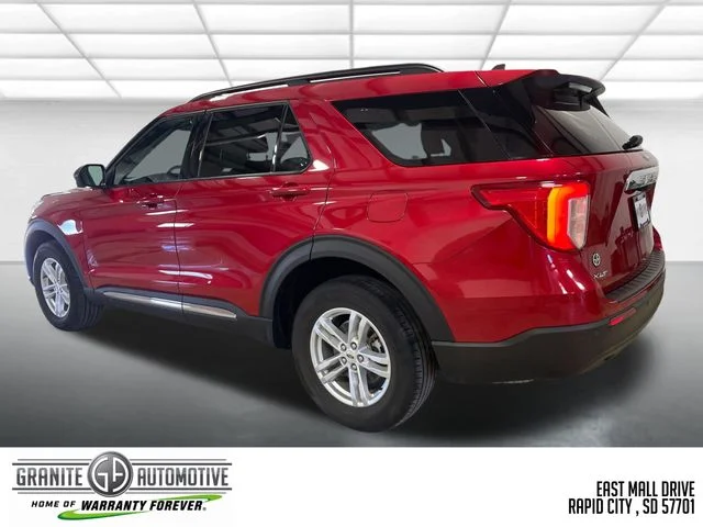 Used 2023 Red Ford XLT image 3