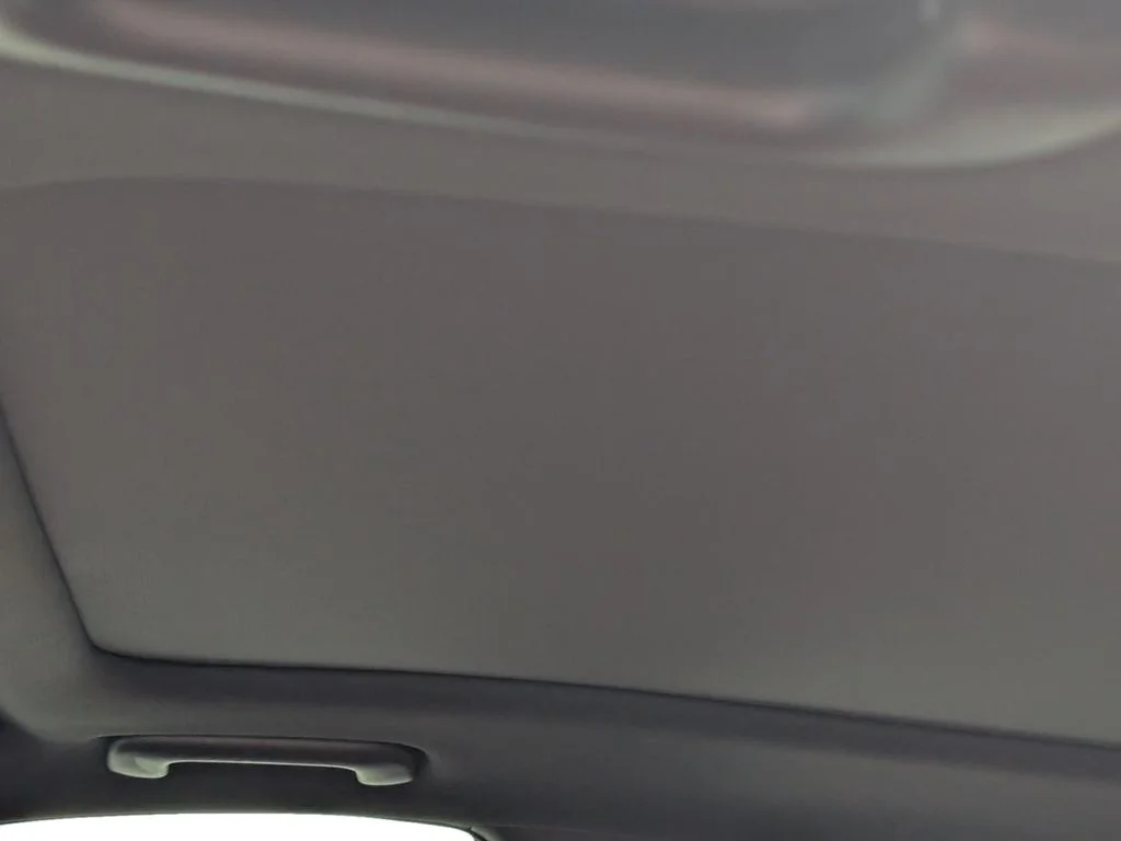 Used 2022 White Kia GT-Line image 13