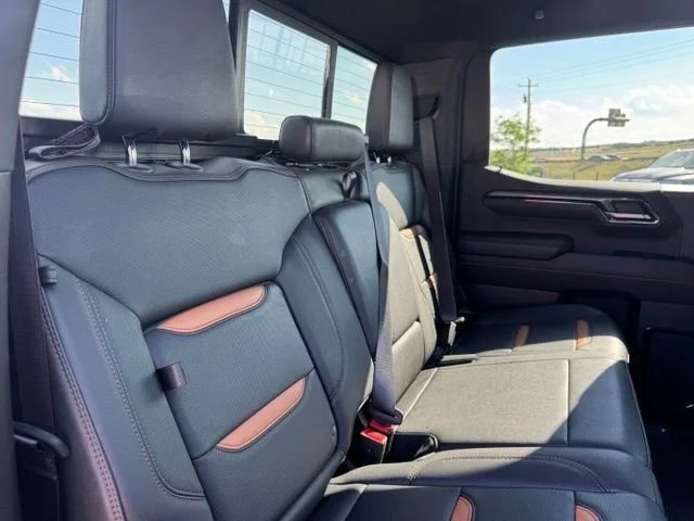 Used 2024 Onyx Black GMC AT4 image 26