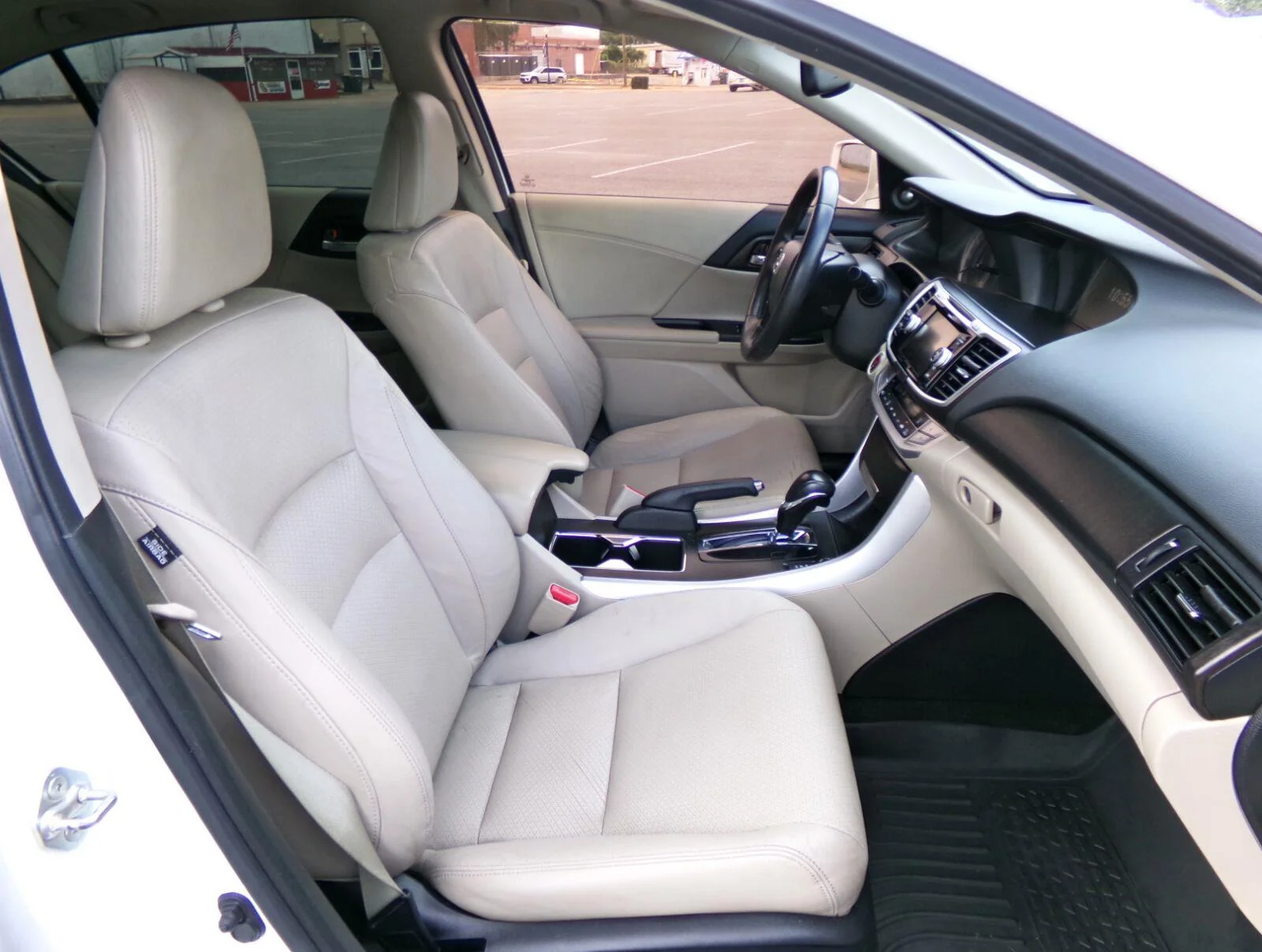 Used 2013 White Orchid Pearl Honda EX-L image 16