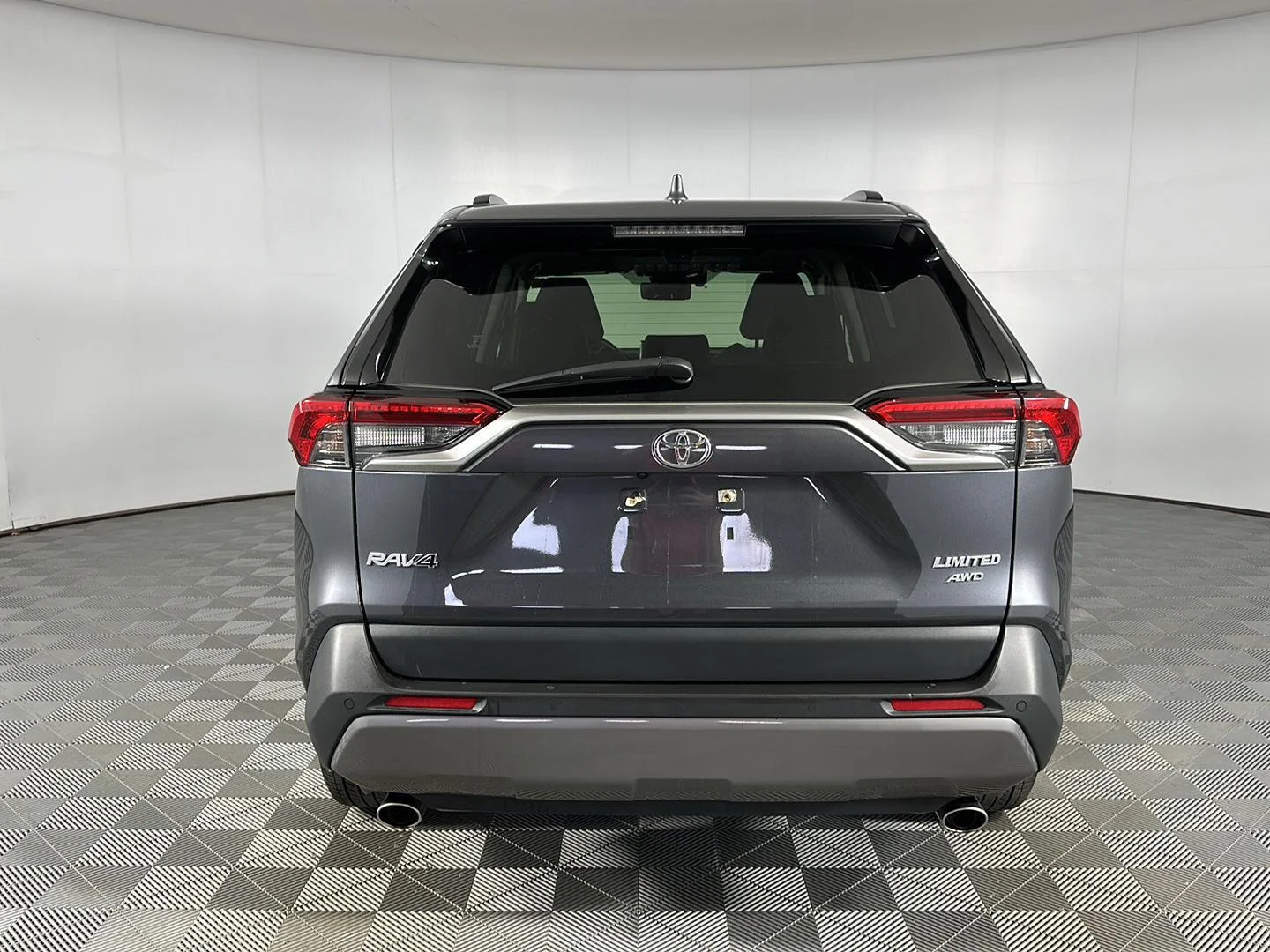 Used 2019 Magnetic Gray Metallic Toyota Limited image 23
