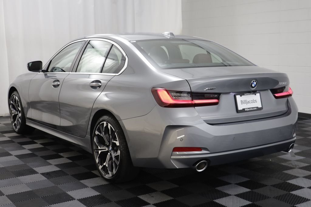 New 2026 Skyscraper Grey Metallic BMW 330i xDrive image 15