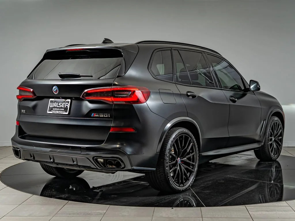 Used 2023 Special Order Color BMW M50i image 5