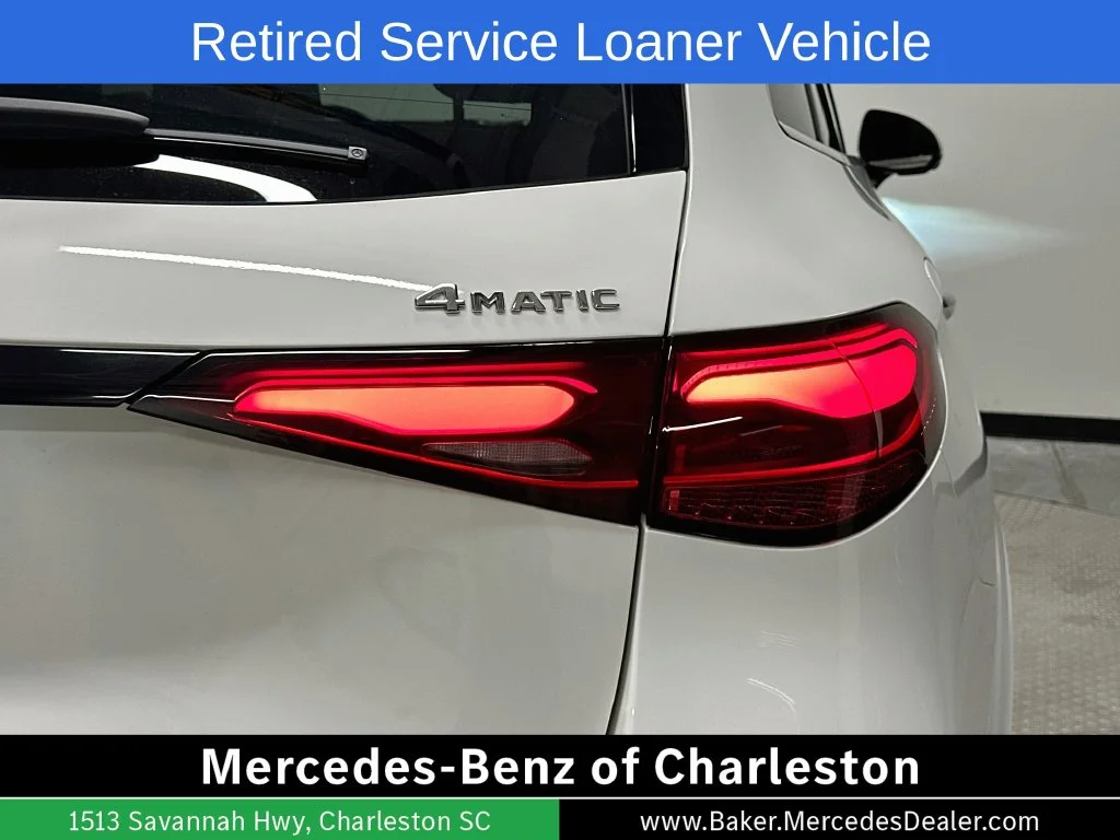 Used 2026 Polar White Mercedes-Benz GLC 300 image 33