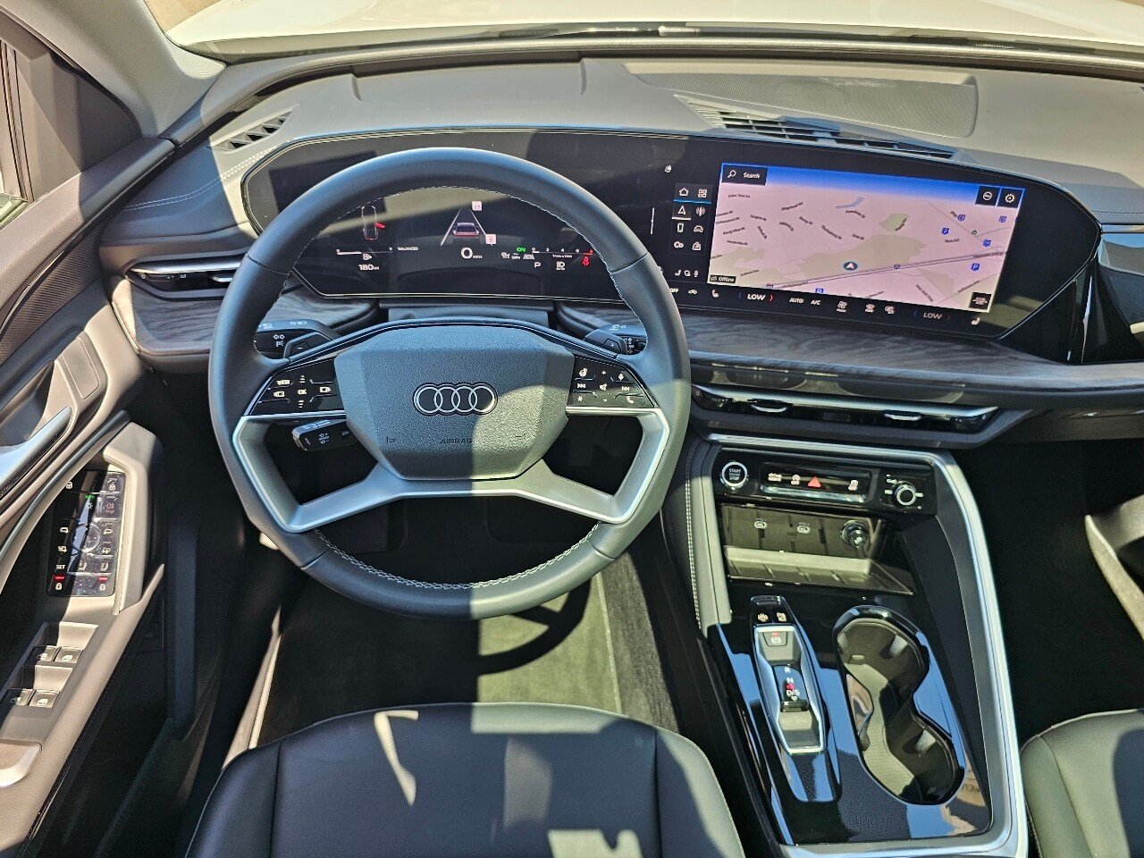 Used 2025 White Audi  image 5