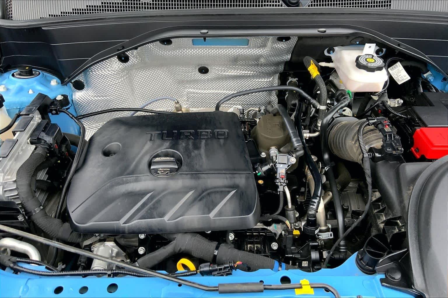 Used 2024 Fountain Blue Chevrolet ACTIV image 31