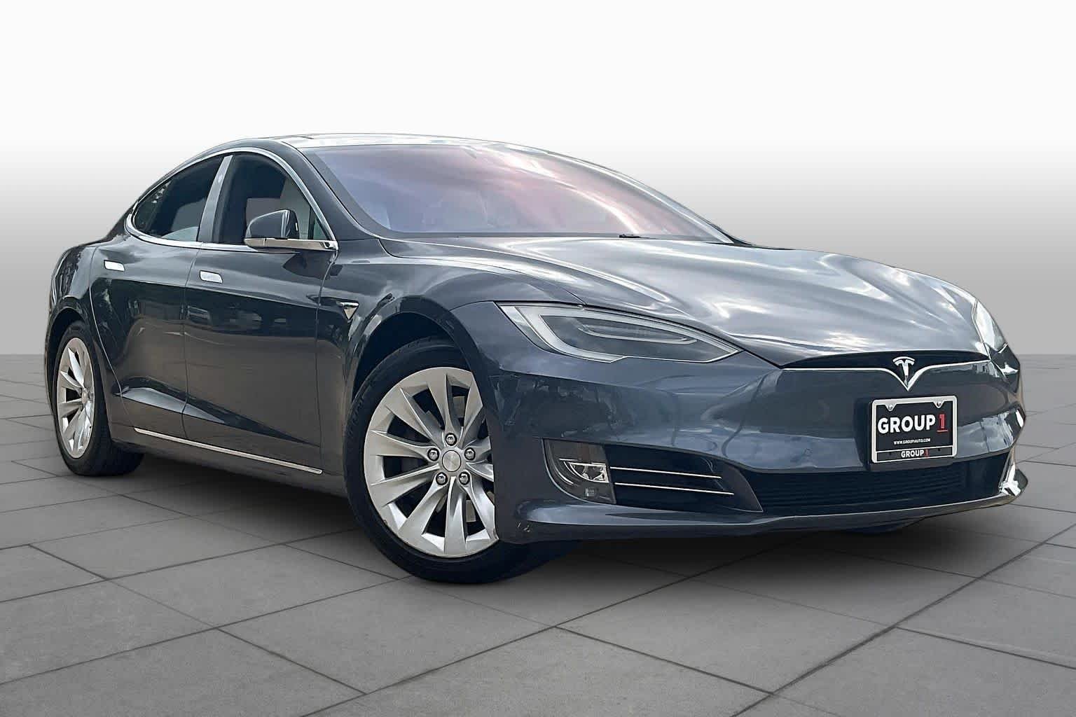 Used 2018 Tesla Model S 75D with VIN 5YJSA1E2XJF247583 for sale in Austin, TX