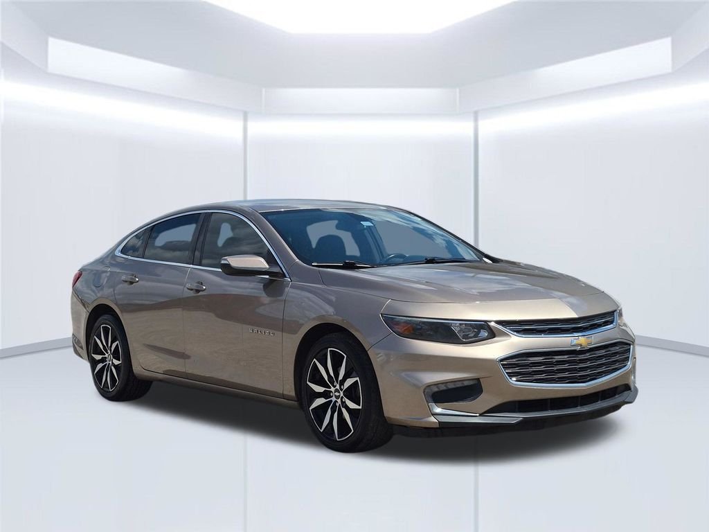 Used 2018 Beige Chevrolet LT image 8