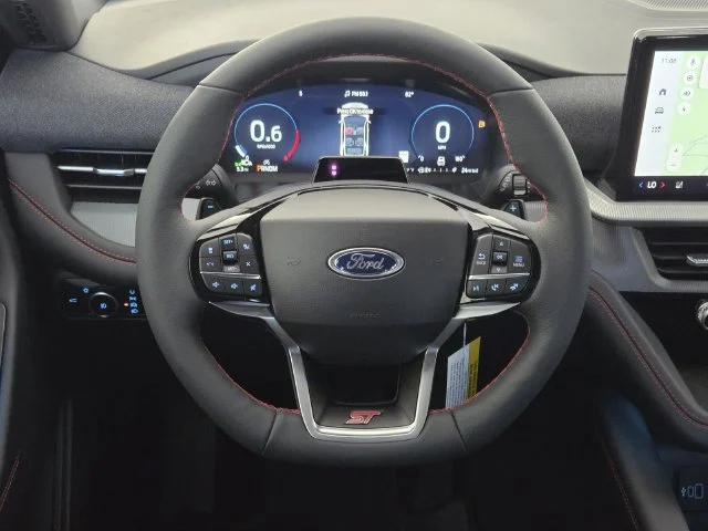 New 2027 Star White Metallic Tri-Coat Ford ST image 20