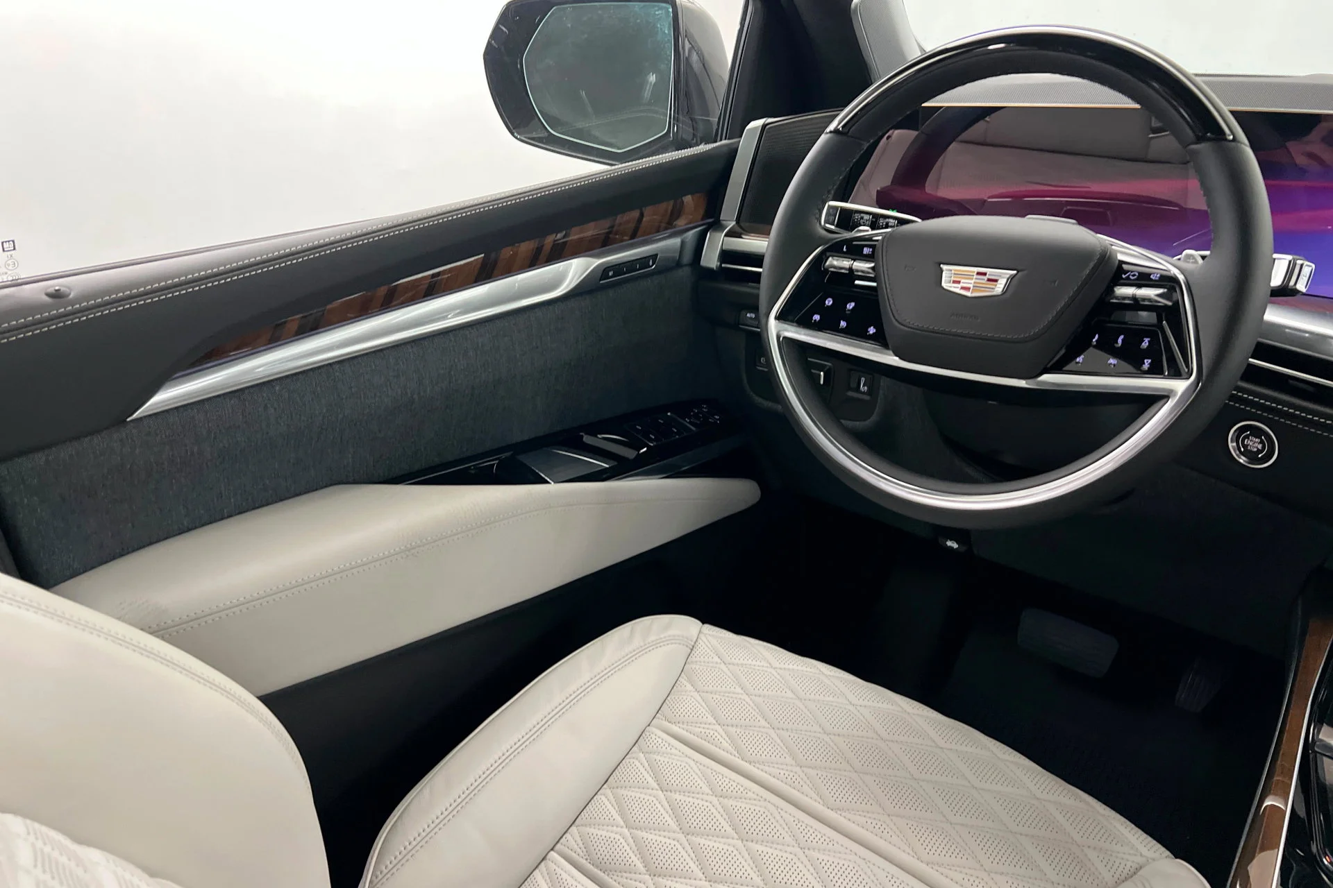 2026 Cadillac Escalade Platinum Sport - Photo 11