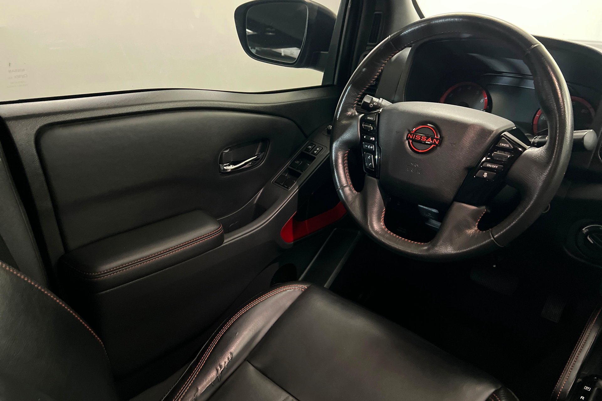 2024 Nissan Frontier PRO-4X - Photo 12
