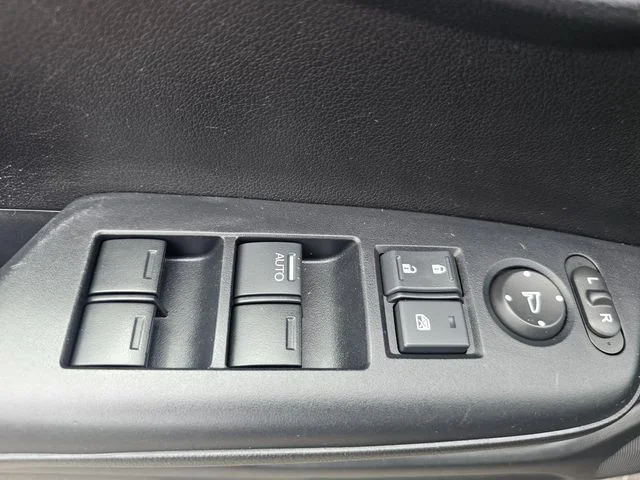 Used 2014 Black Honda LX image 18