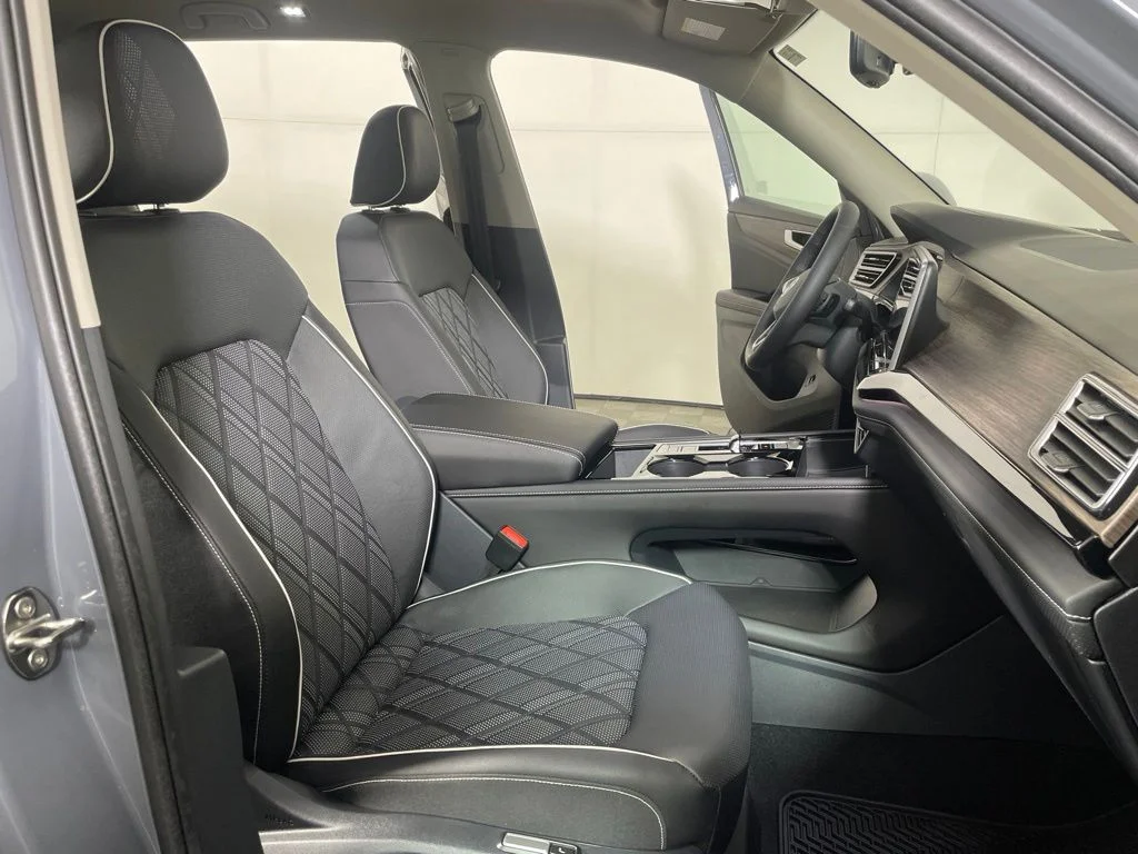 New 2026 Gray Volkswagen 2.0T SEL Premium R-Line image 24