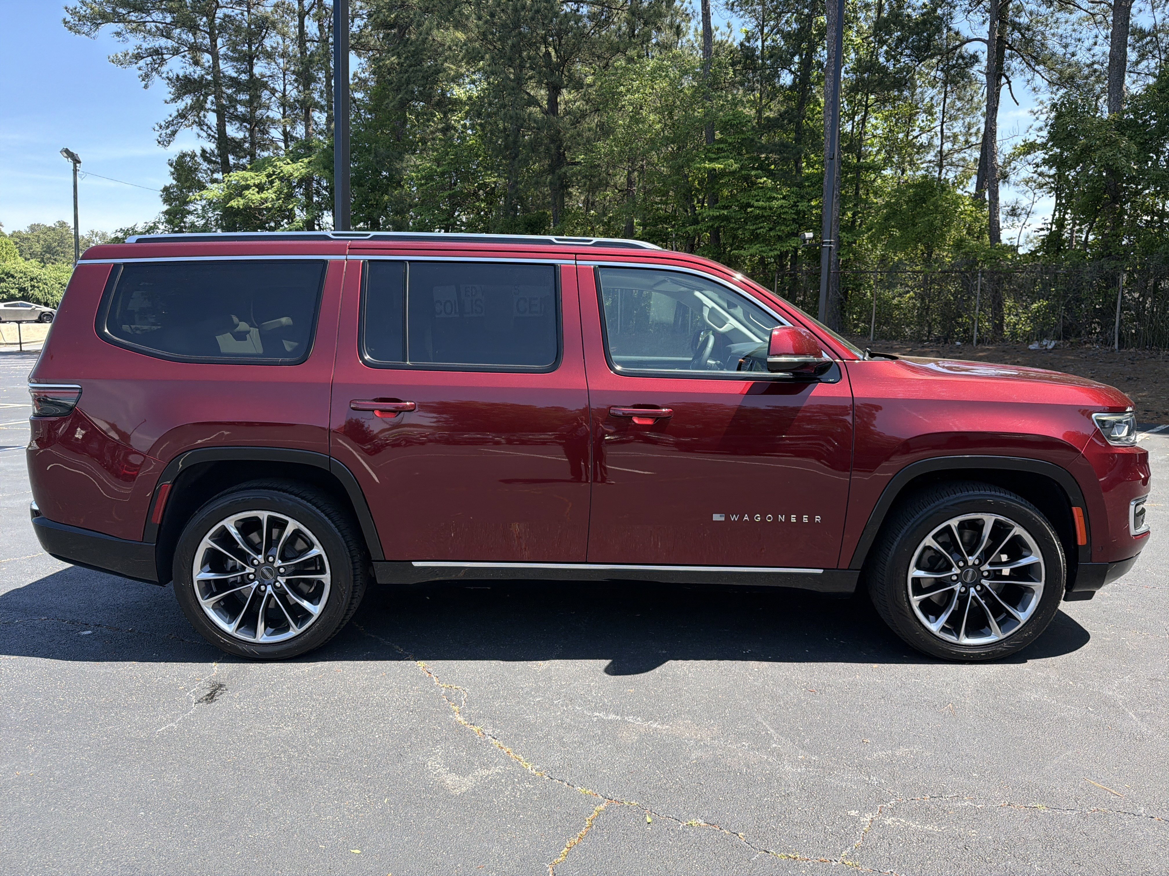 Used 2022 Velvet Red Pearlcoat Jeep Series III image 16