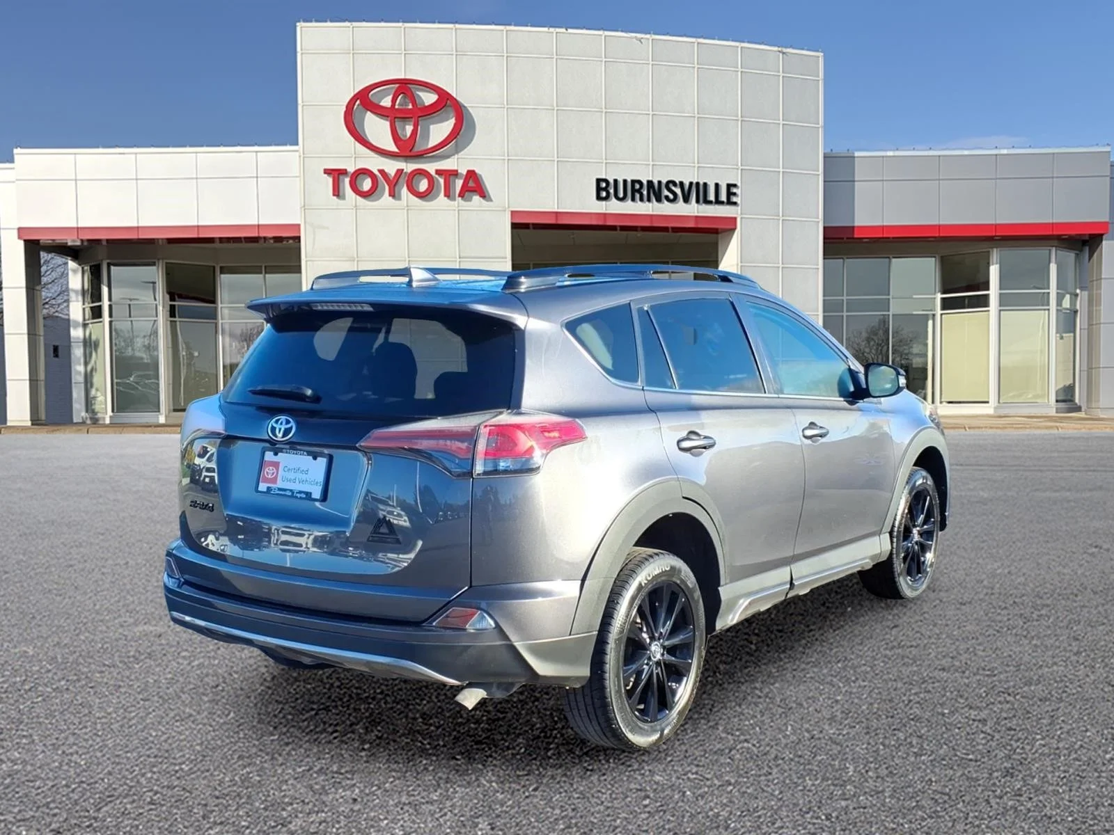Certified Used 2018 Gray Toyota Adventure image 3