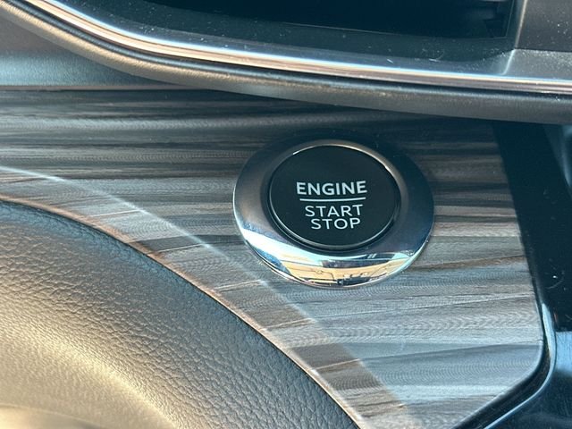 Used 2023 Gray Ford Limited image 20