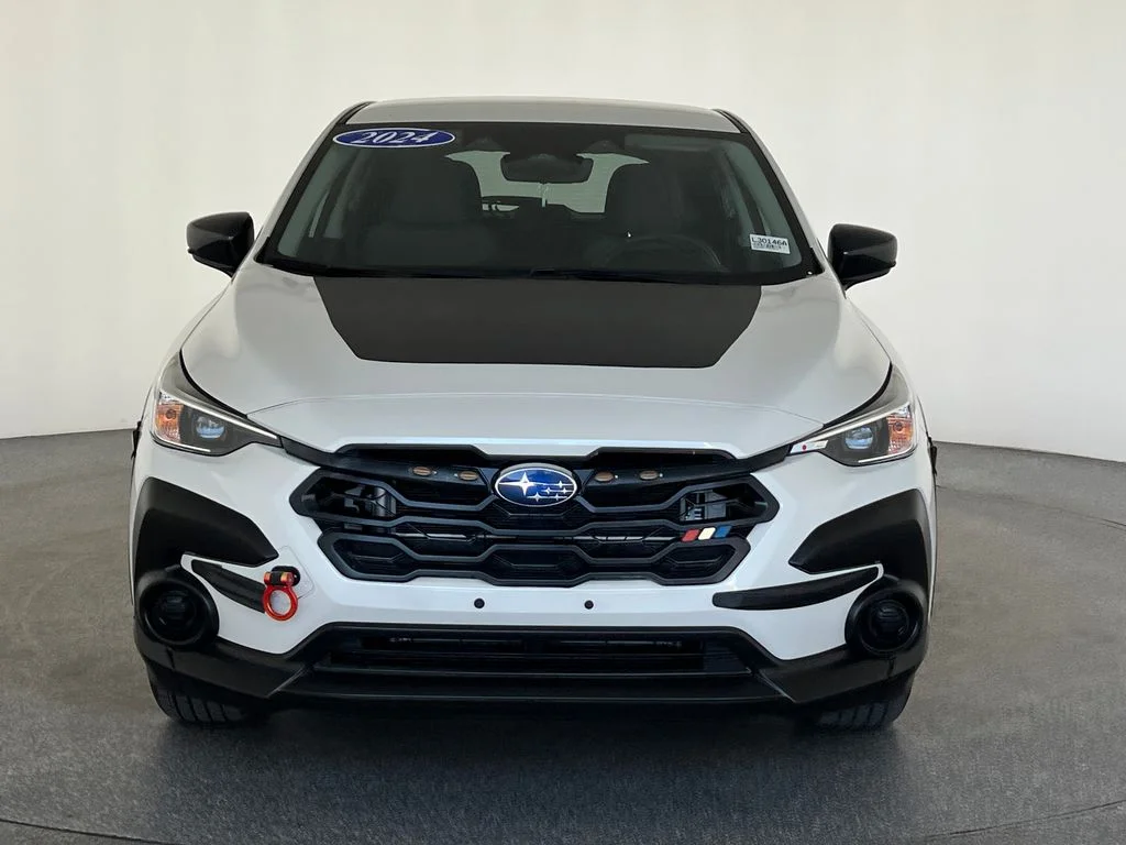 Used 2024 White Subaru Base image 10
