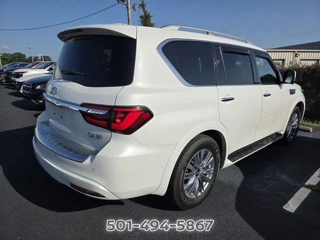 Used 2022 White INFINITI LUXE image 11