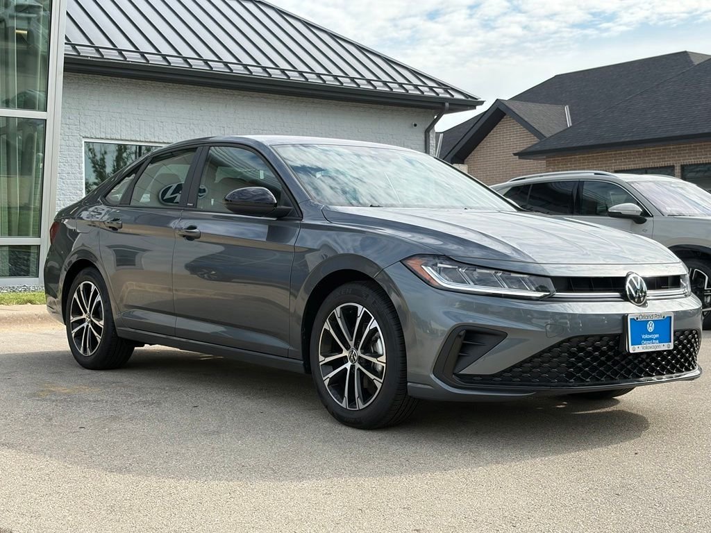 New 2026 Platinum Gray Metallic Volkswagen 1.5T Sport image 6