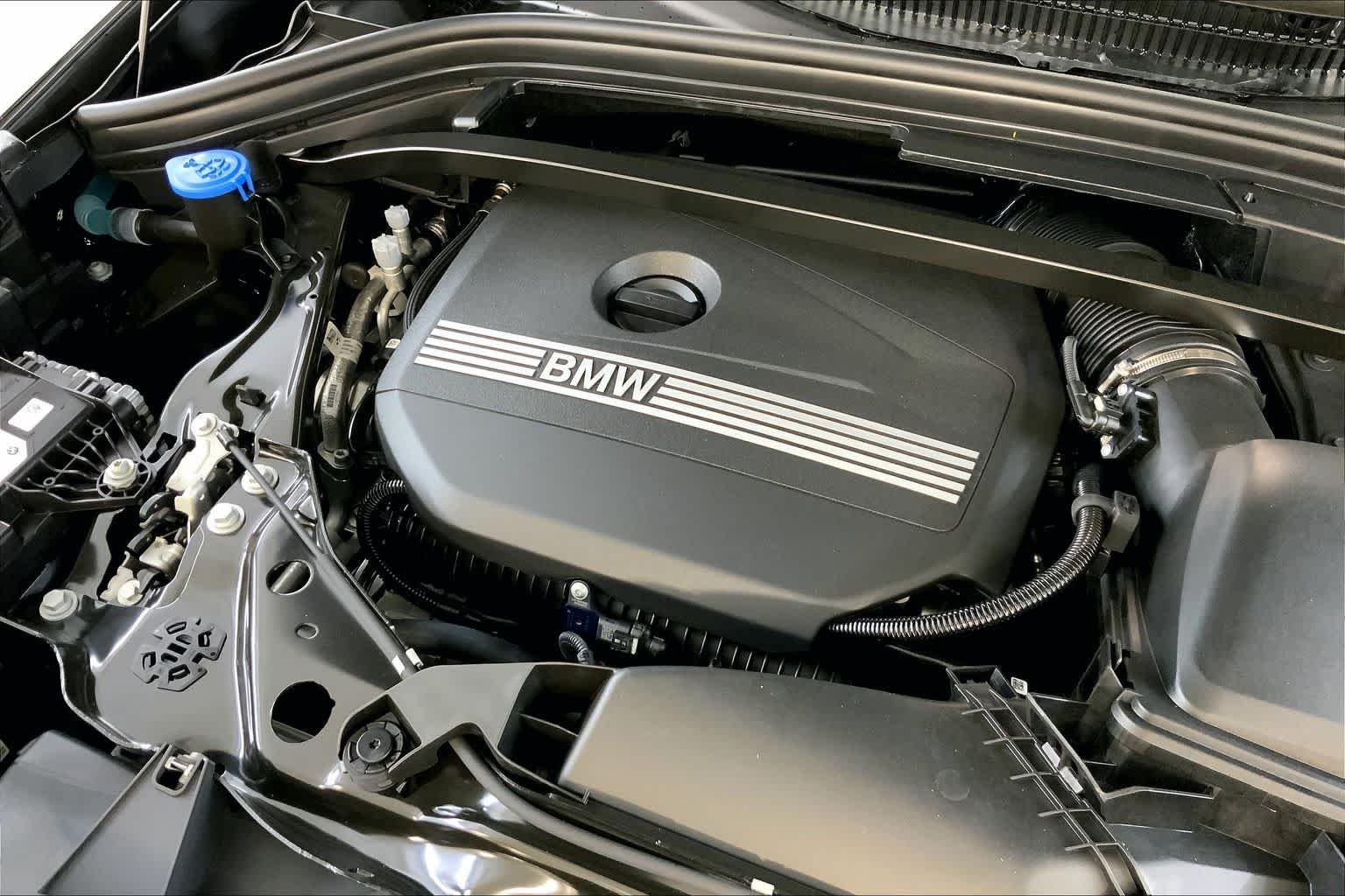 New 2026 Jet Black BMW xDrive28i image 17