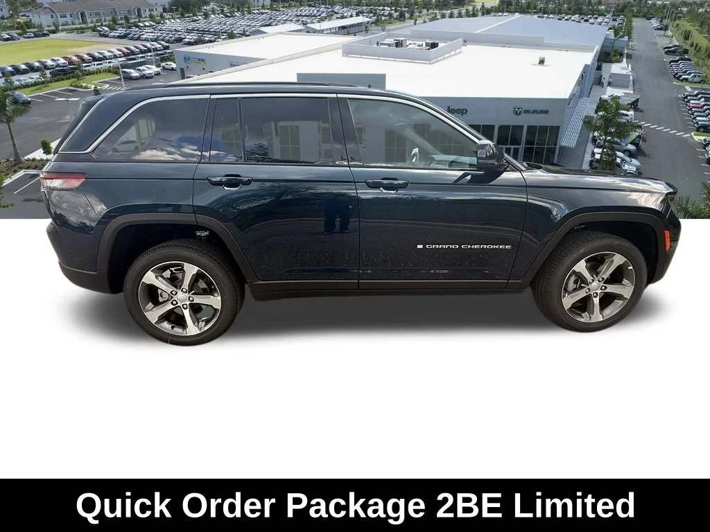 New 2026 Fathom Blue Pearl-Coat Exterior Paint Jeep Limited image 3