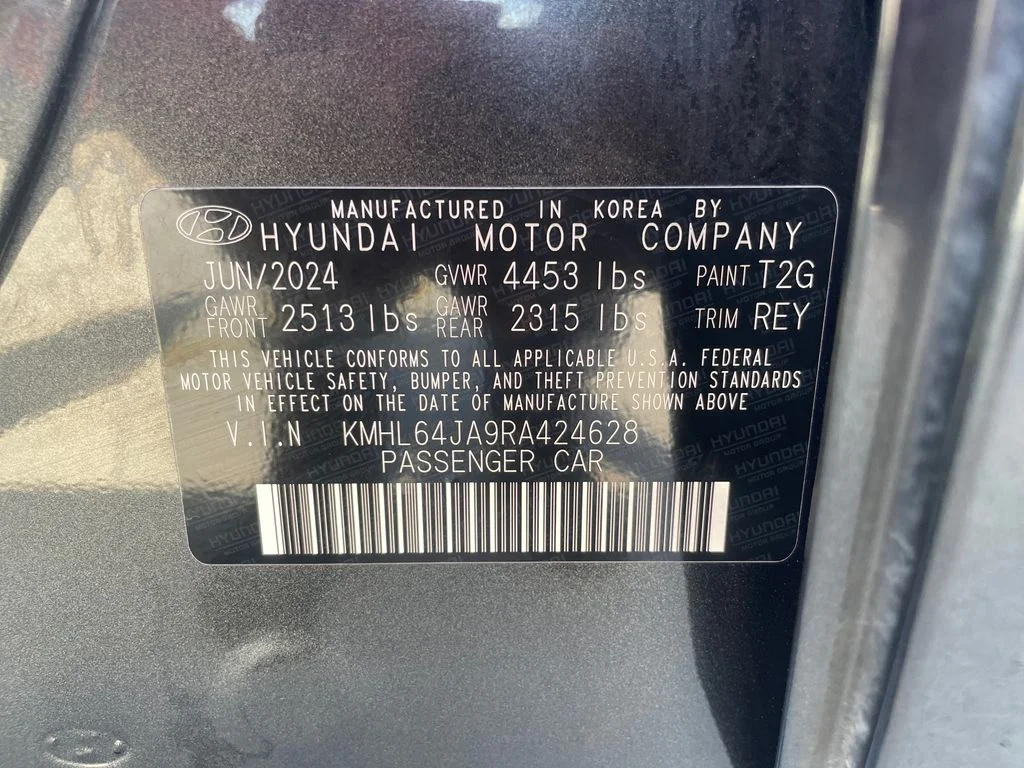 Used 2024 Gray Hyundai SEL image 30