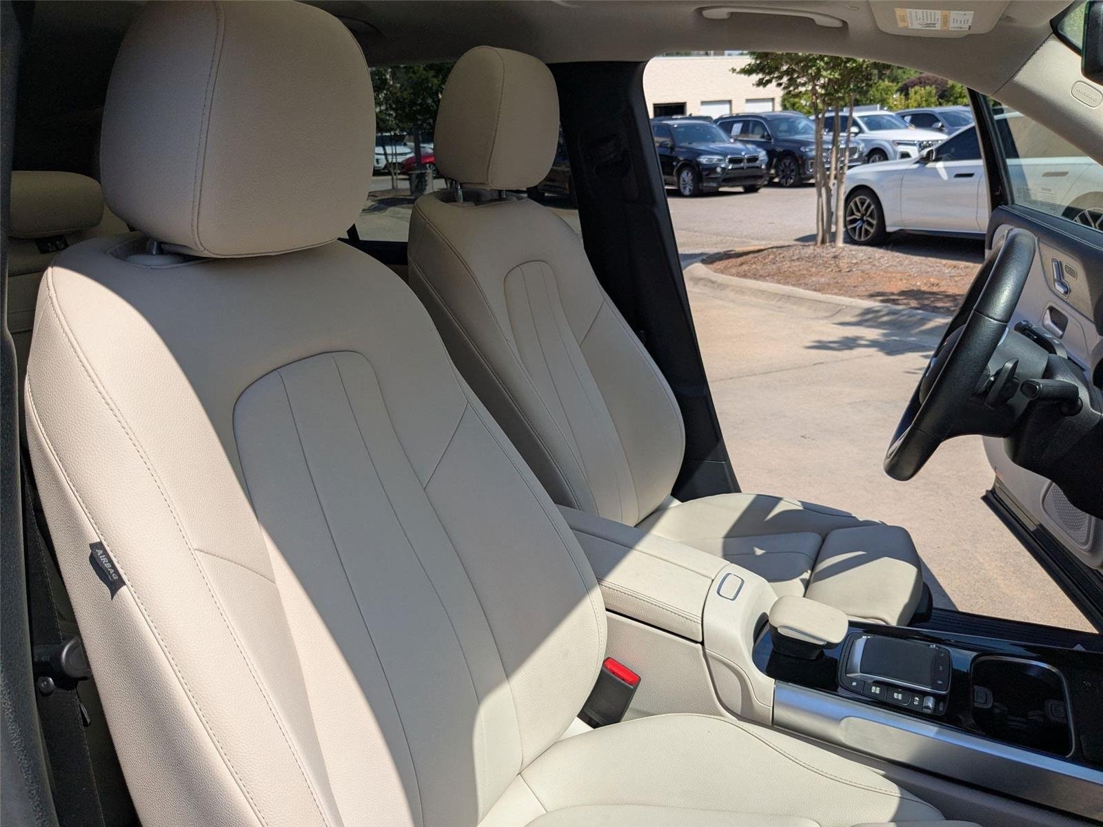 Used 2021 BLACK MERCEDES-BENZ TRUCK  image 33
