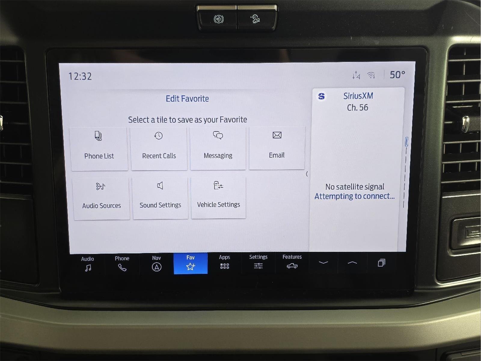 New 2026 Carbonized Gray Metallic Ford F-250® XLT image 39
