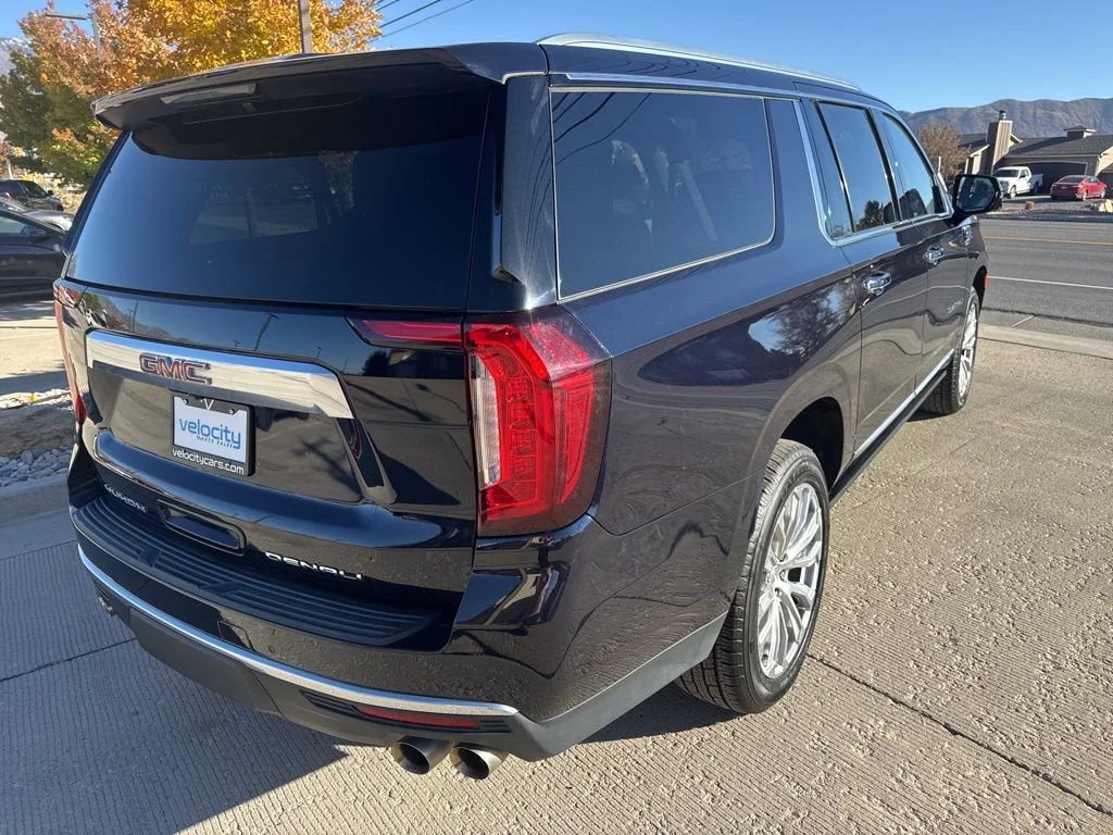 Used 2023 Blue GMC Denali image 7