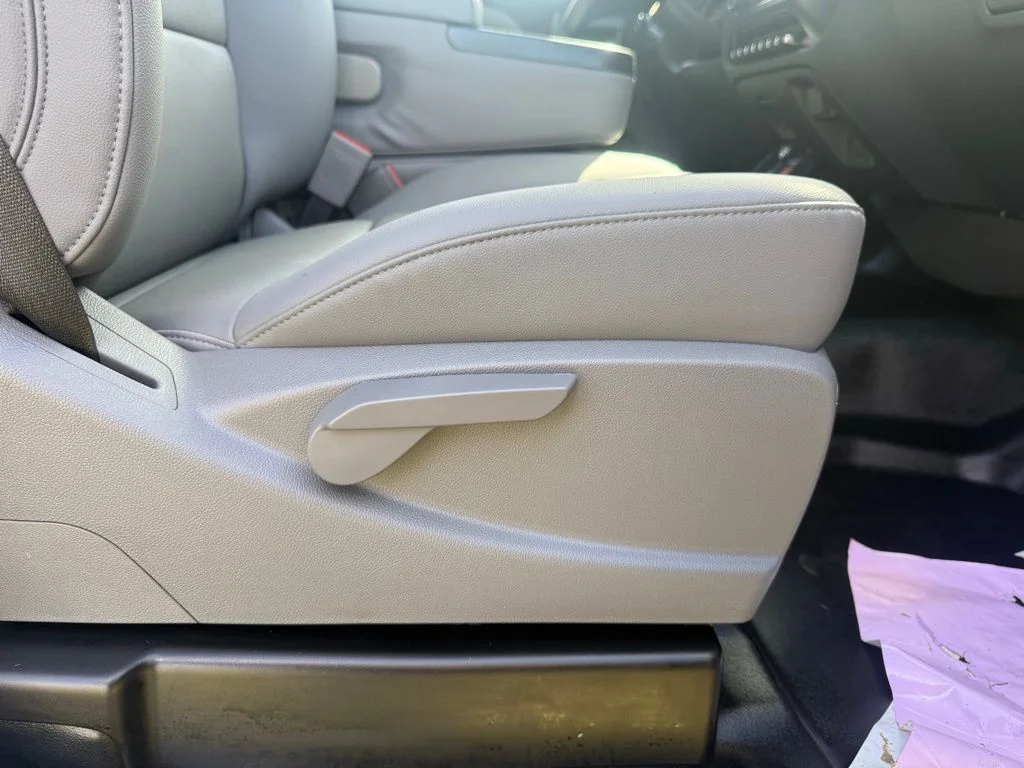 Used 2022 White Chevrolet DUMP image 48