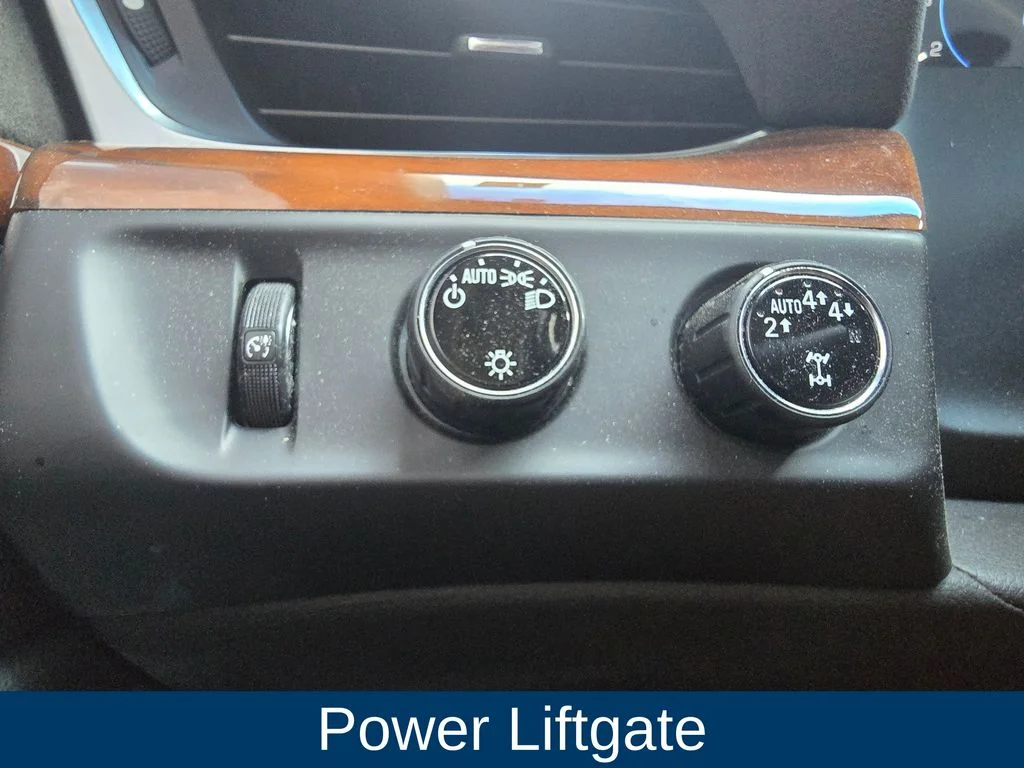 Used 2019 Black Cadillac Luxury image 24