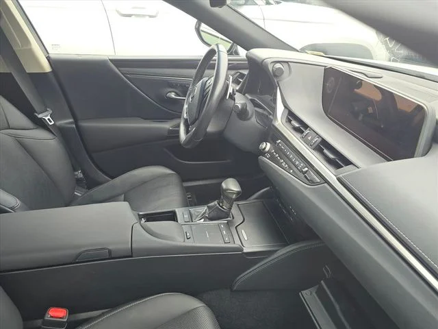 Certified Used 2021 White Lexus 350 image 18