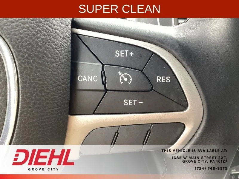 Used 2015 Red Dodge SXT image 20