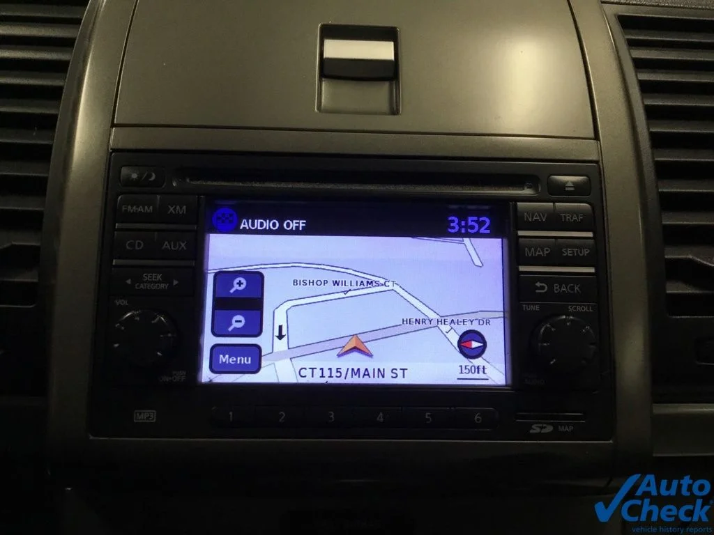 Used 2012 Black Nissan 2.0 SR image 50